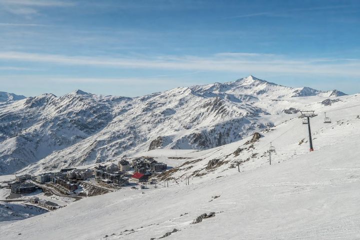 Granadából egynapos kirándulás: Sierra Nevada, Alpujarras, Nerja vagy Guadix?